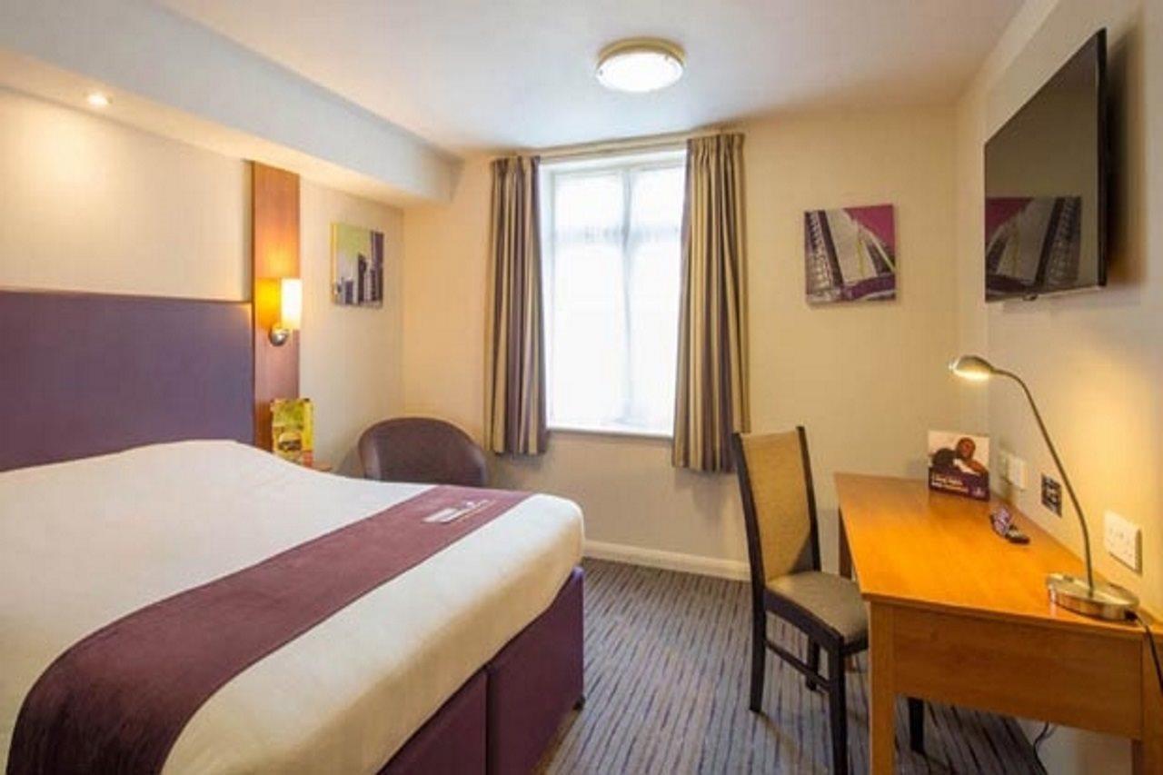 Premier Inn Bournemouth East 外观 照片